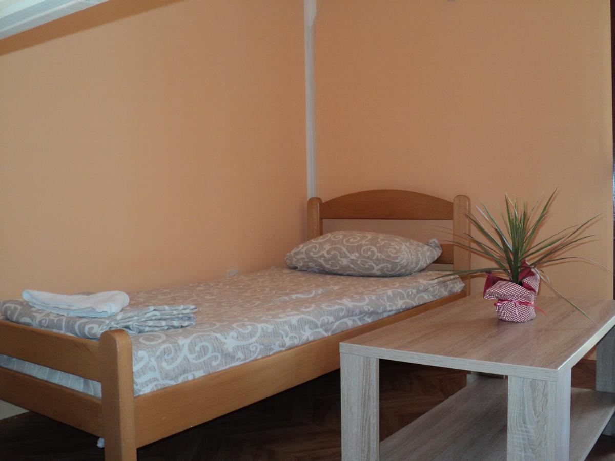 Apartments Skaljari Котор Екстер'єр фото